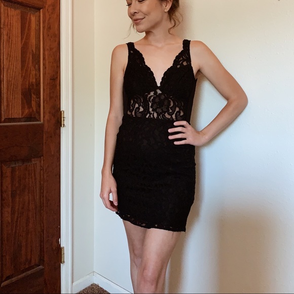Topshop Dresses & Skirts - Lace Topshop Dress